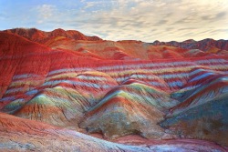 meancutie:  china’s natural rainbow mountains 