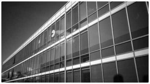 Pac-man in PPNT. . . . #pacman #ppnt #glass #wall #blackandwhite #windows #blackandwhitephoto #black