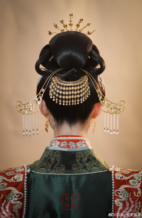 chinese hanfu makeup & hairstyle by 晓琳-装束复原