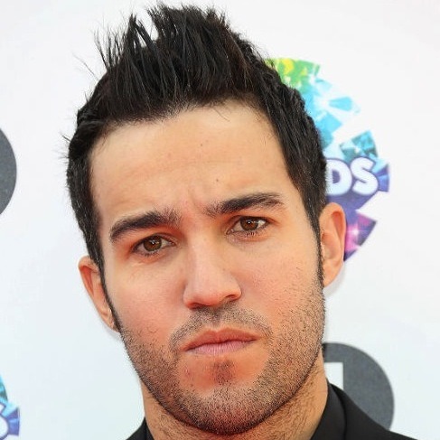 soulpunkes:  [concerned pete wentz face] 