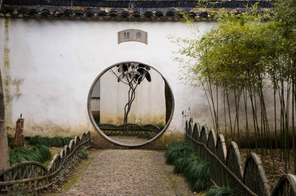 landscapevoice:  The Surging Wave Pavilion 沧浪亭 | Suzhou, China One of the oldest