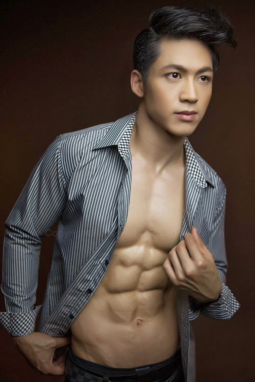 plawhawished:  kou—ura:  Ninenote Chayut
