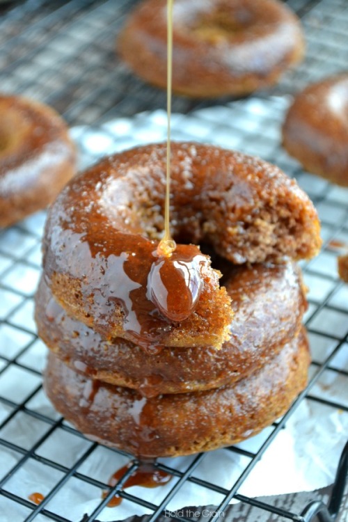 bakeddd:apple cider donuts with apple cider caramel glazeclick here for recipe