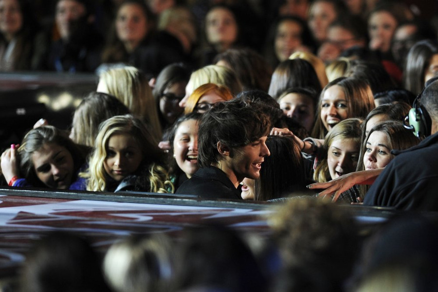direct-news:  First Look: One Direction Celebrates ‘Four’ in NBC TV Special (airs