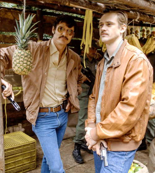 knivesareout:Pedro Pascal and Boyd Holbrook as Javier Peña and Steve Murphy in Netflix’s Narcos