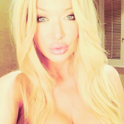 barbiebimbosdaddy: plastic-bimbo-princess: Summer Brielle GREAT lips.