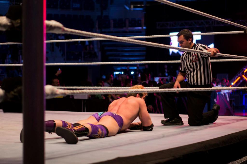 wweass:  Because a vulnerable Zack Ryder is always a perfect Zack Ryder. ;) Dat ass.