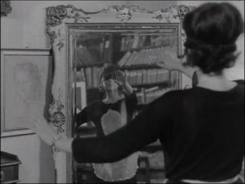 apdistractions: The Man Who Lies - Alain Robbe-Grillet