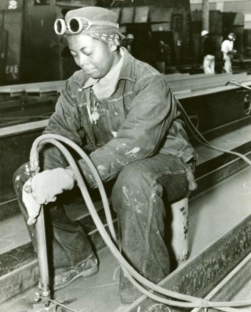 Anna Bland, a burner, working on the SS George Washington Carver, April, 1943.