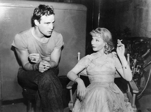 drseusssicide:  frass:  ~ Marlon Brando & Vivien Leigh on the set of A Streetcar Named Desire, 1951 .  