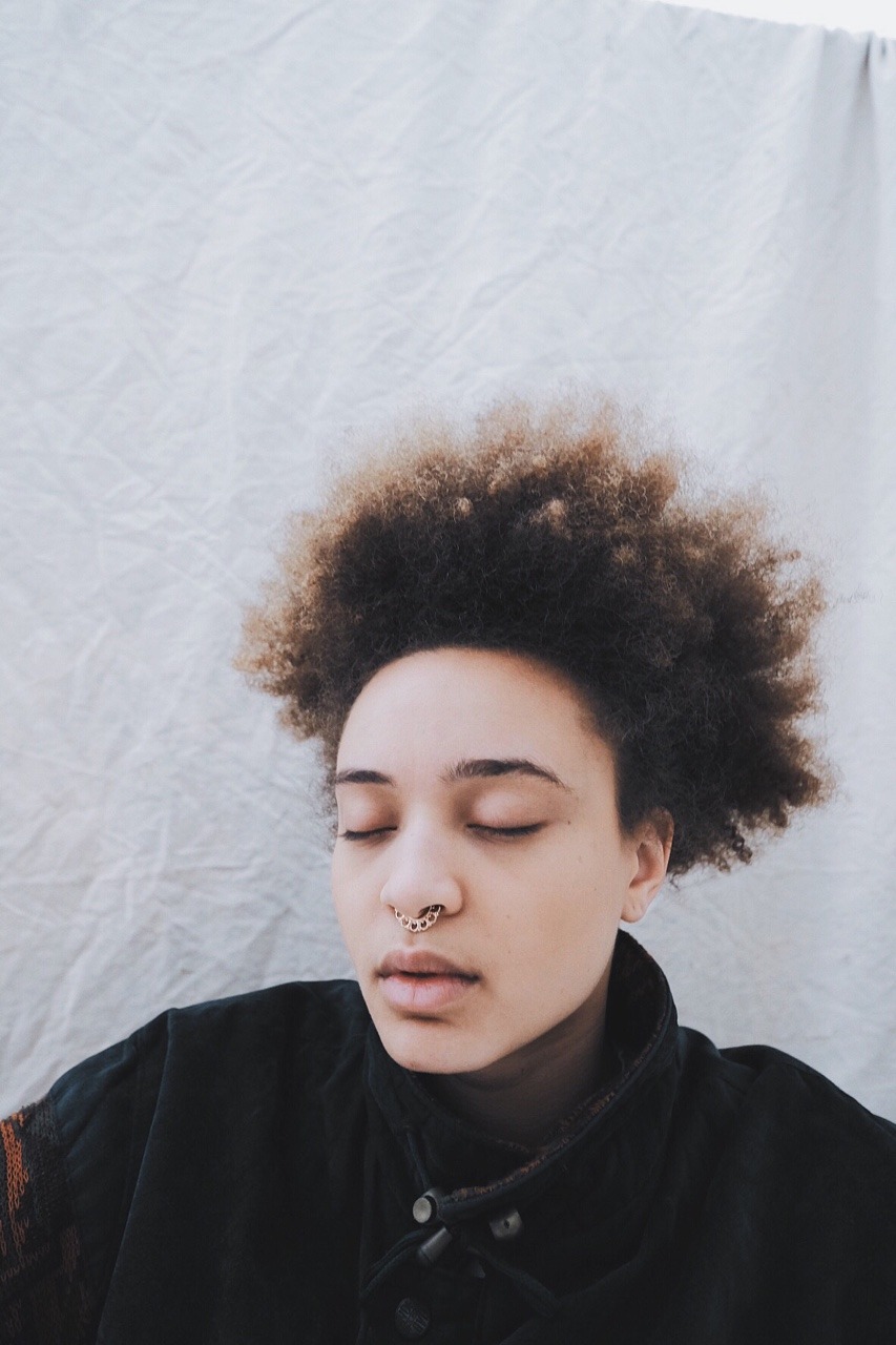 n-iblog:  Connie   © Nadine Ijewere