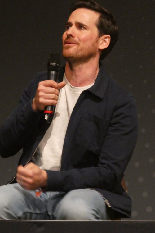 odonoghuedaily:Colin O’Donoghue at Heroes Dutch Comic Con (March 27th, 2022)[source]