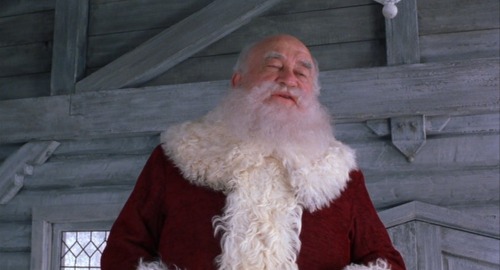 someguynameded:Elf (2003) - Edward Asner as SantaYou got to love Ed as Santa.[photoset #4 of 4]