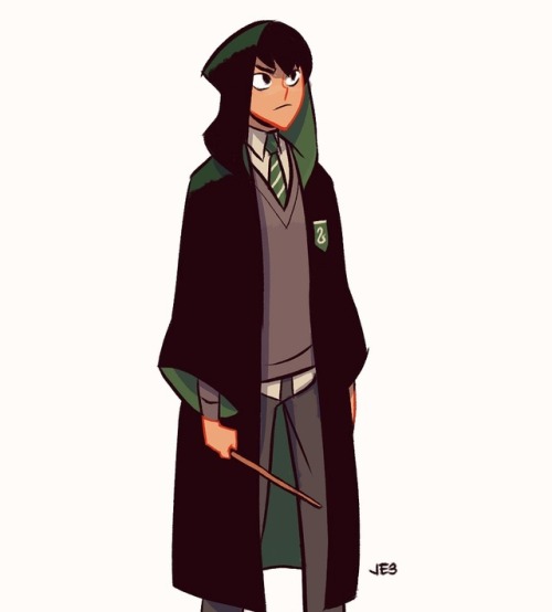 I’m a smol snek! where my homies at?Instagram / Twitter