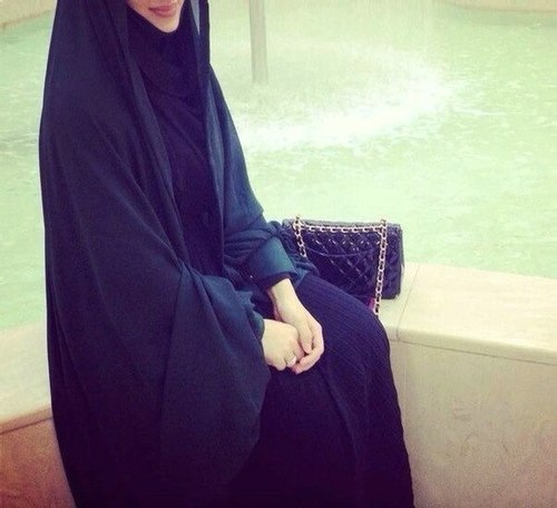 More Hijabi Stuff Here ❁ http://muslimwomenwearclothestoo.tumblr.com/ ❁