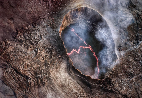 Kilauea volcano by by Scott Carr