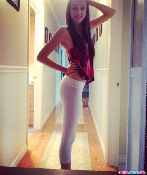 laurenboisee:  Click here to view the full gallery!!! http://falkwen.dailypix.me/the-most-unfortunate-photos-on-facebook