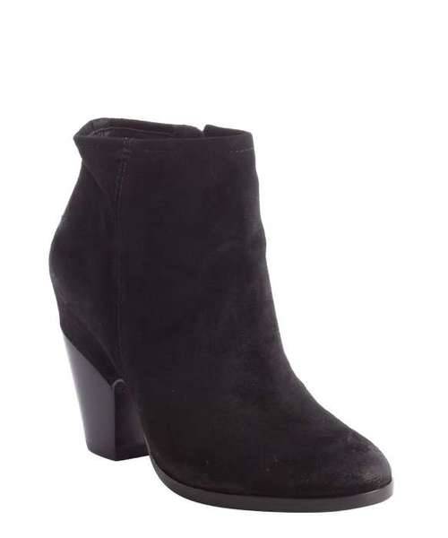 High Heels Blog wedgeswedgeswedges: Black Suede ‘Kaina’ Heel Ankle BootsShop… via Tumblr