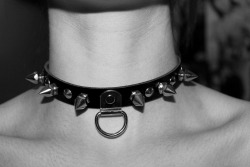 ears-will-bleed:  Another collar to add to the collection ^-^ xo