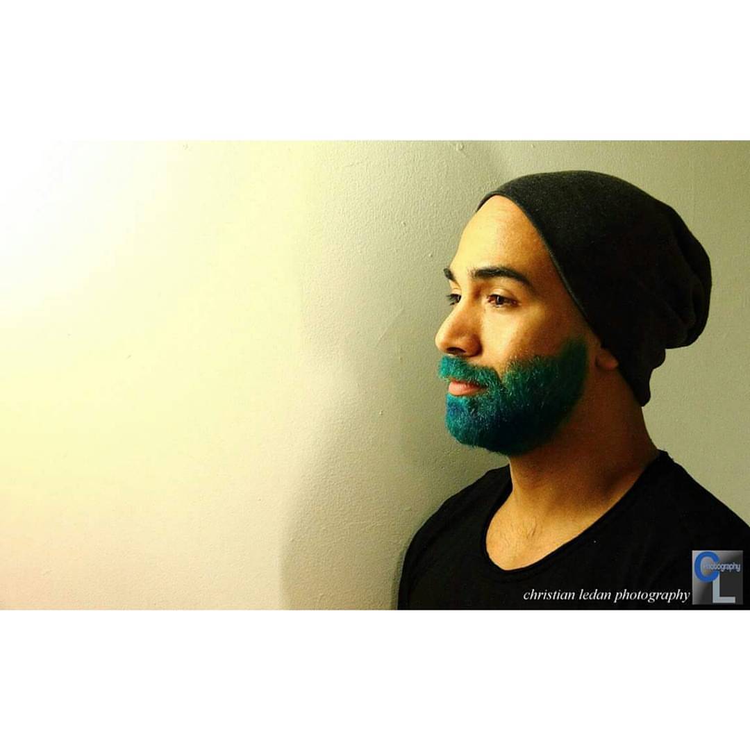 Blue beard
#photography #portrait #christianledanphotography #style #fashion #hair #movember #blue #latino #beard #cookiemonster