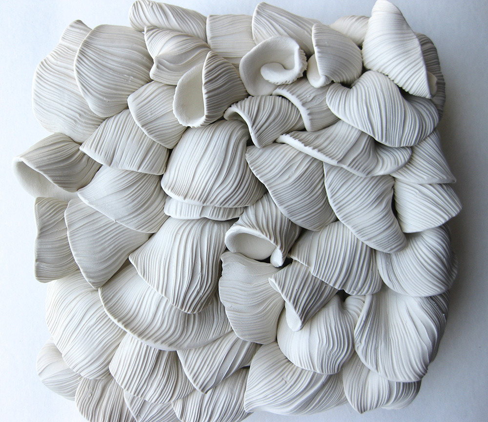 culturenlifestyle:Stunning Ceramic Bouquets Burst with Life by Angela Schwer  California-based
