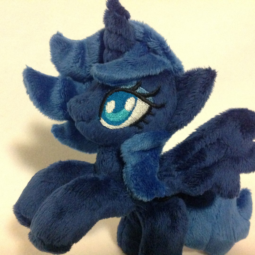 burgunzik:  Mini Luna   My shop on Etsy: https://www.etsy.com/shop/BurgunzikShopMy