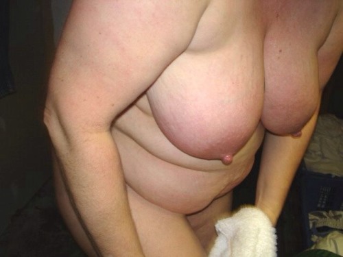 old-mature:  Sharon still fucks like a machine.