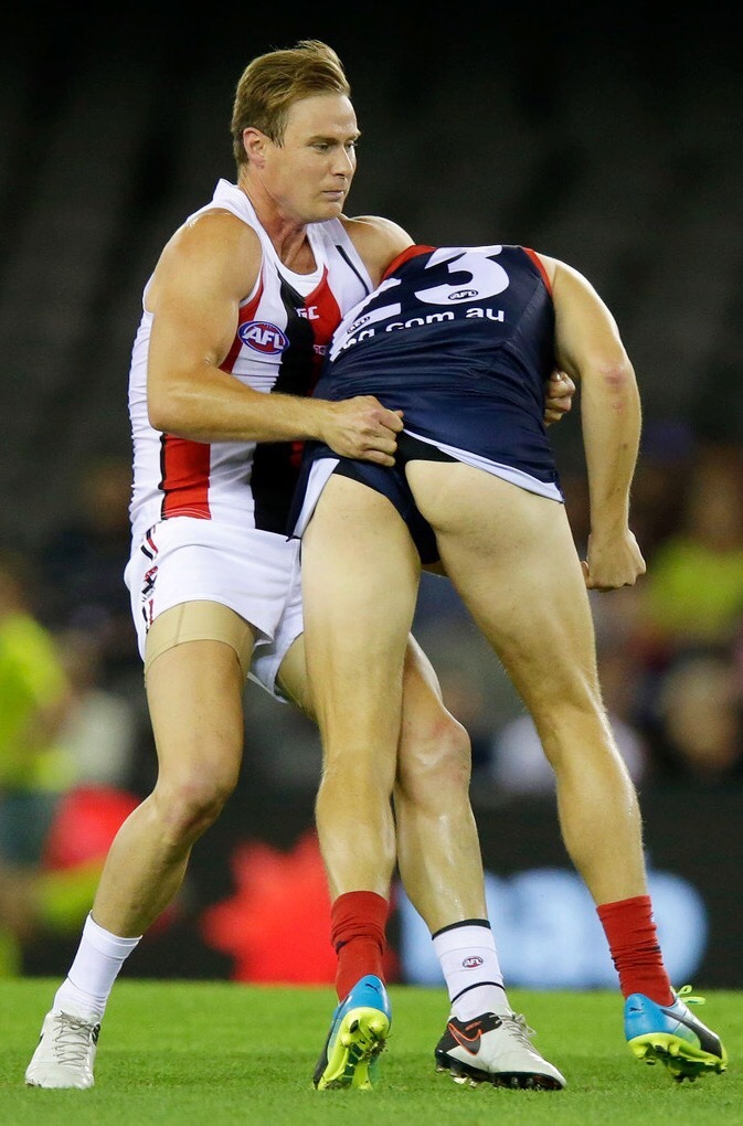 sporthunks:  Melbourne Demon, Bernie Vince, and his hot ass being exposed in today’s