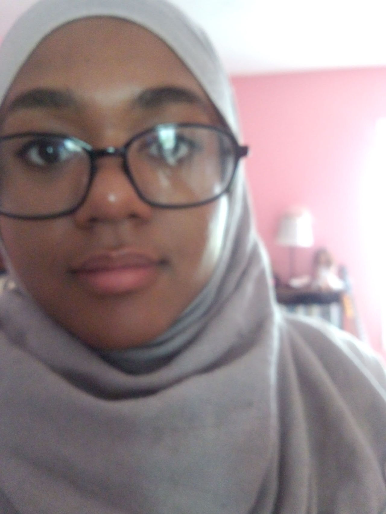 tunabatter:  I got tagged to do that 6 selfie thing. So here are 6 pictures of me. 