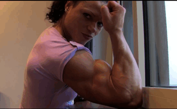 zimbo4444:  ..Oana Hreapca..massive sweet and powerful muscle beauty..   💪😺💪💜💜💜💜💜