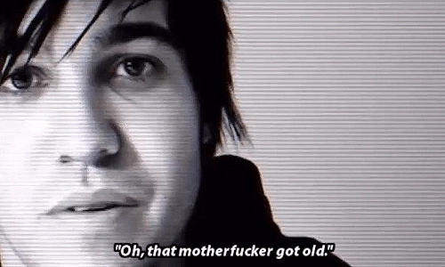 wentzify:fifteen year old pete wentz