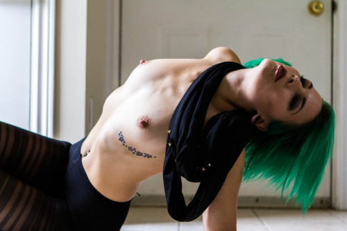  Melinda Sordino by Joe M/tmedia 