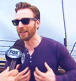 joshbryan32love:  tsundereslasher:  Chris Evans Alphabet → Beard  Respect The