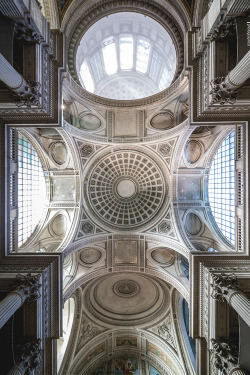 italian-luxury:  Paris Pantheon