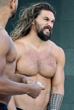 dcfilms:Jason Momoa spotted on the Gold Coast