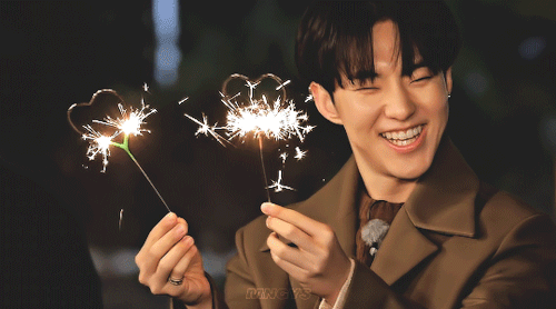mngys:“At the sound of fireworks our laughter is blooming” ✦ Going Seventeen ep.39 CARNIVAL