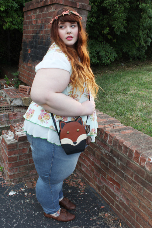 sumisa-por-decision:  fattyelizabeth:  afatfox:  in lieu of the whole Oprah magazine saying that if and only if you are thin you can wear crop tops, I decided to make this post.Here is a list of things that I’ve heard as far as ‘fashion rules’