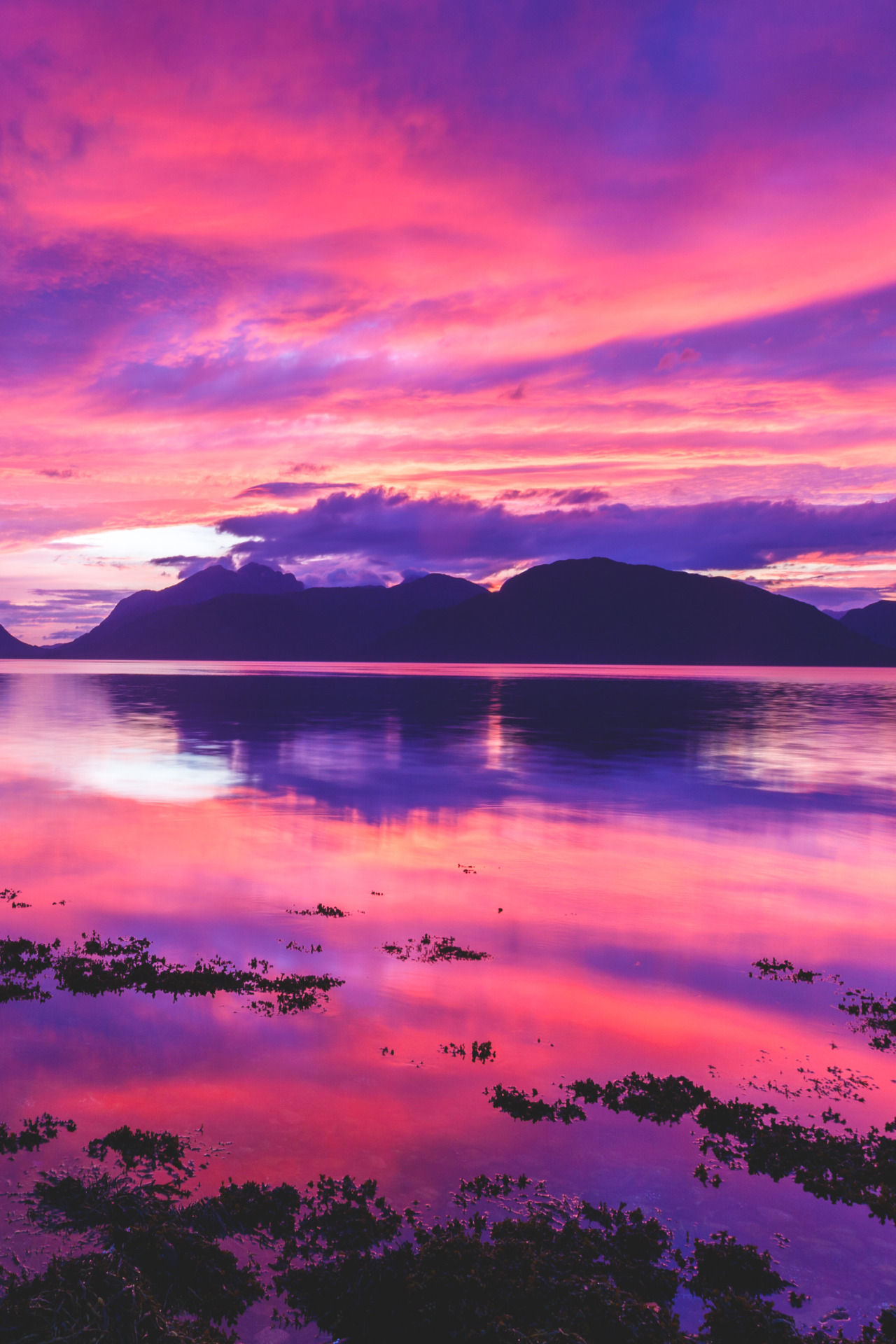 lsleofskye:  Spectacular Sunset on Loch Linnhe in Ketallen