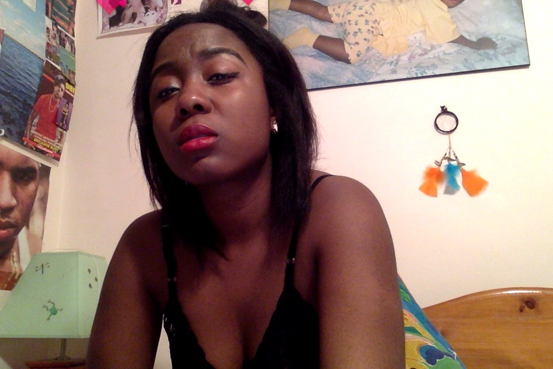 ech0es-0f-silence:  rihcalam:  ech0es-0f-silence:Me being insecure asf in first year:Me