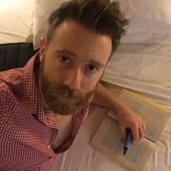 Beardburnme:  “Finally, A Chance To Catch Up On Some Reading!  #Noasana #Holiday