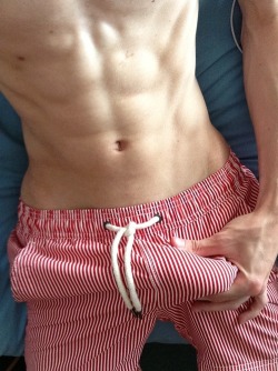 in2younger:  Hot bulge