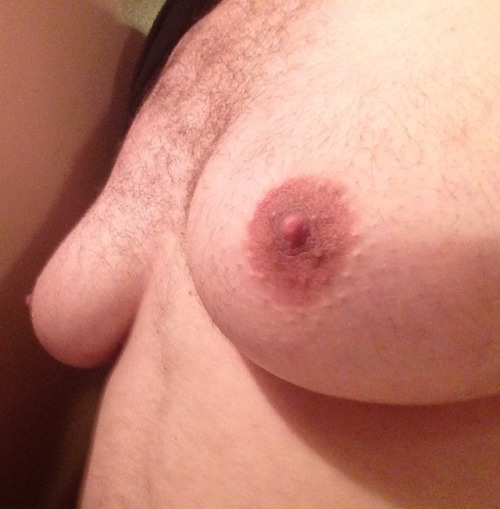 Need a big hard cock between my huge tits Daddy .. mmm so horny I wanna suck your dick until you blo