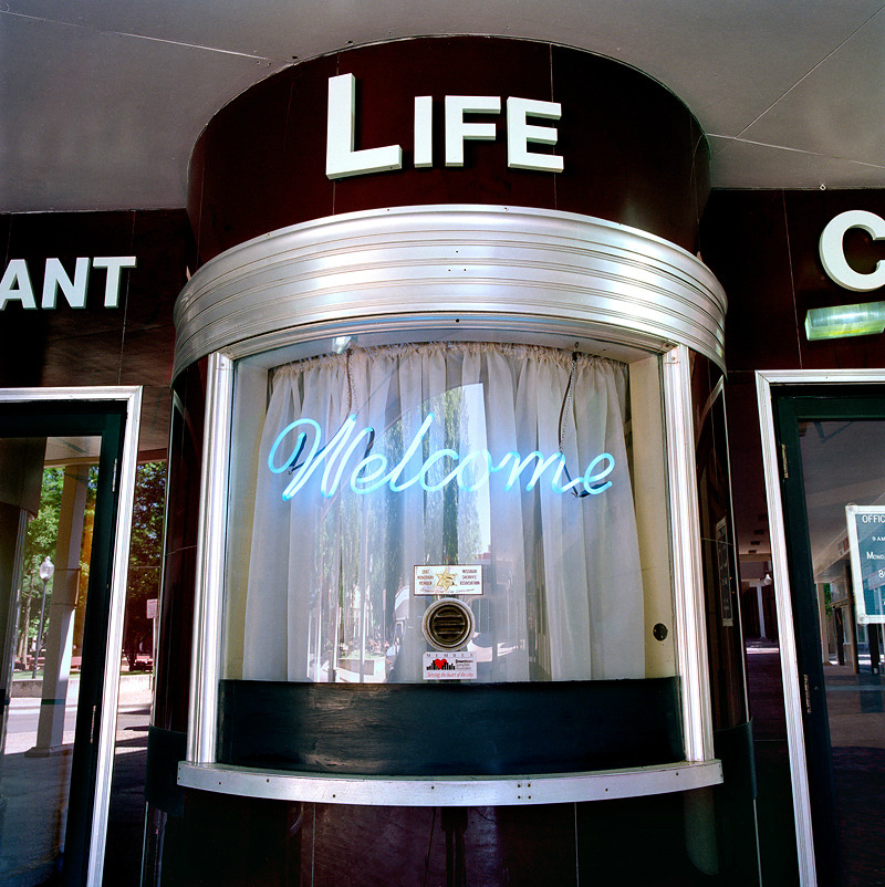 razorshapes:  Phil Bergerson - Shards of America (2004) About the artist’s work: