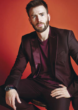 dailychrisevans:“I’m attracted to that sociopathic stuff—the idea of no handcuffs on your personality. A thousand times a day I want to stand on my chair, kick over my water glass, and say what’s on my mind. But I don’t.”