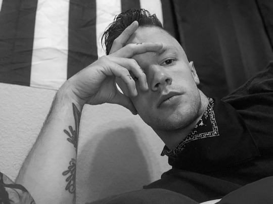 heavybondageforlife:  Goodnight 🕸