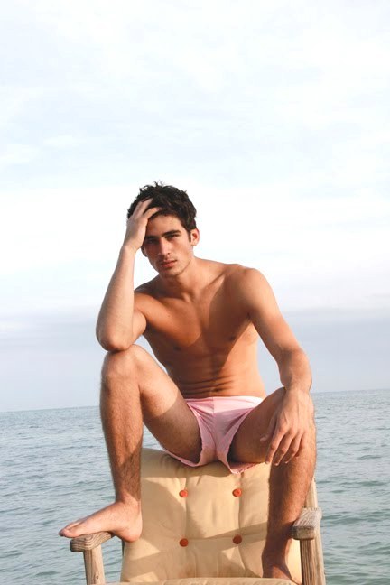 mylalalauniverse:  Hunk In The Beach