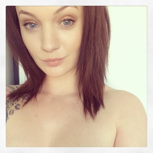 Porn photo vorpalsuicide:  Just a quick pic… Brown