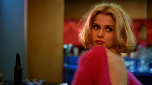 dumbmovieblog: Paris, Texas (1984)