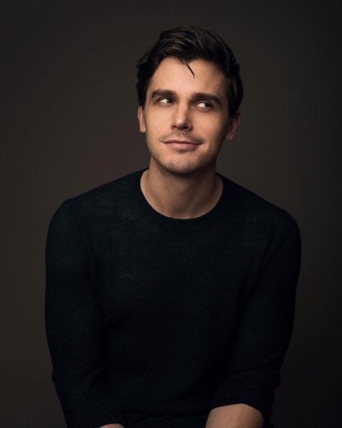 landonthesuperhero: 5000128:Antoni Porowski i agree