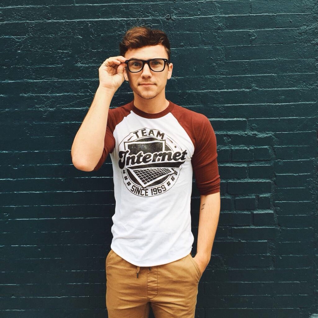 kinky-verbal-dom-top:  Cutie